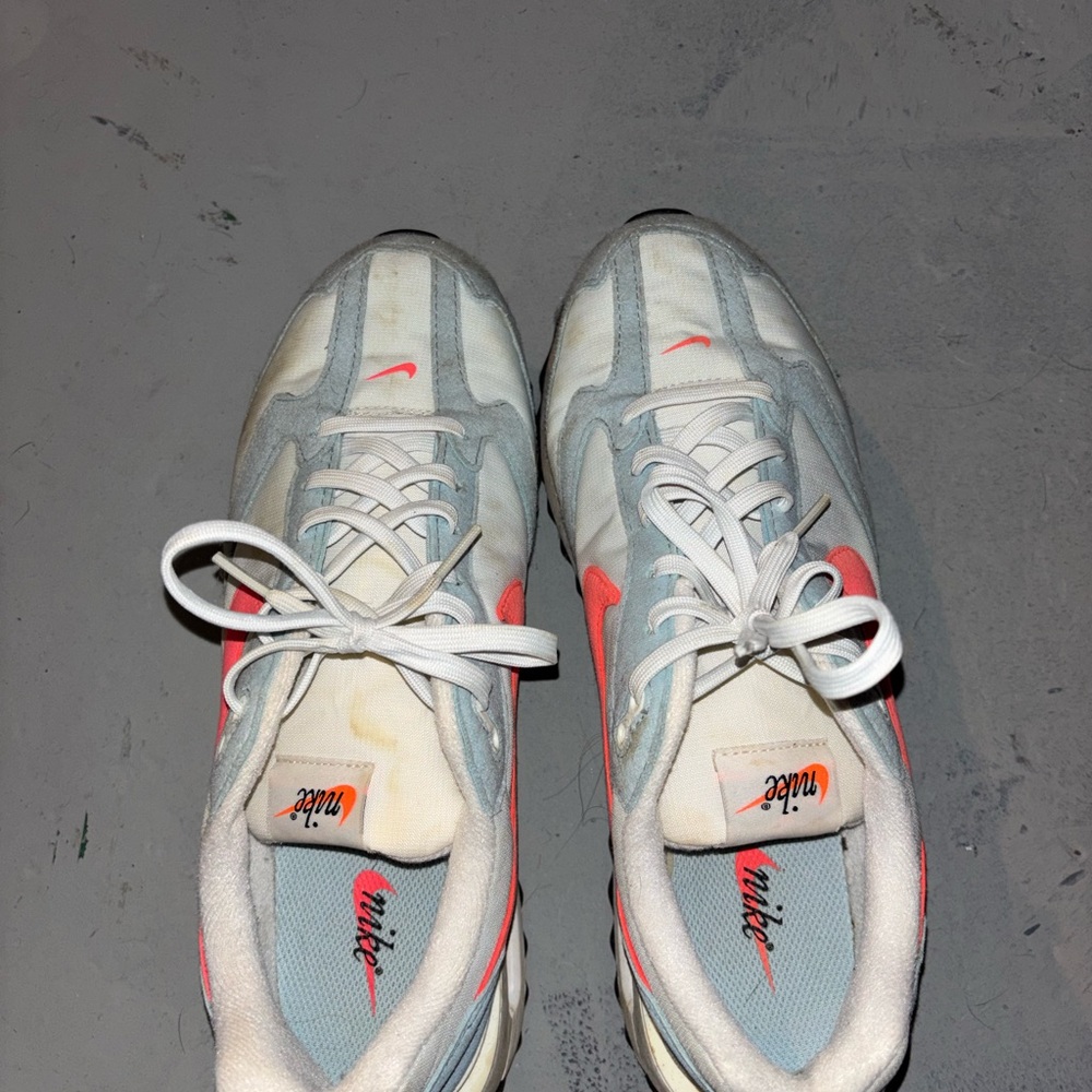 Nike Sneakers with Pink and White Accents - Picture 2 of 3